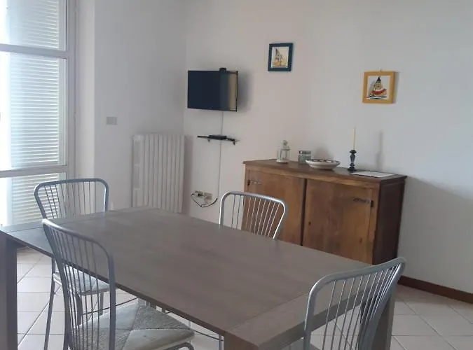 Emilia Cupra Marittima
